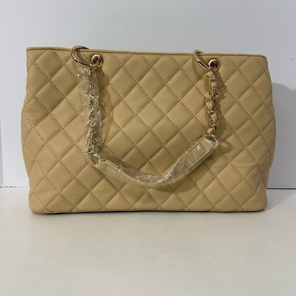 Grace Elizabeth Large Tote Style Purse - Picture 3 of 16